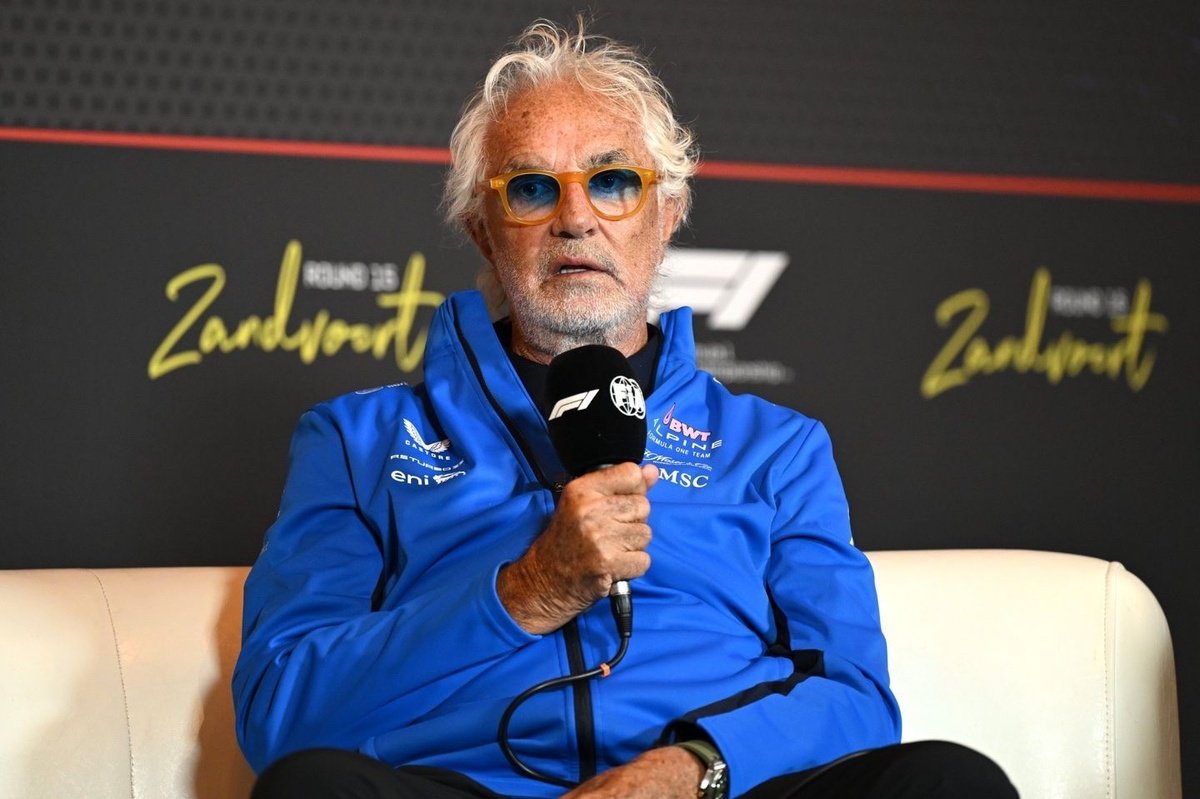 tibu_ac's tweet photo. Al menos hay que reconocer que Briatore es un gran hombre de negocios.   

Ha cerrado el acuerdo y ha conseguido que Gucci pague una cantidad astronómica para el año que viene, justo cuando Alpine estaba en su mejor momento.

Ahora Aston tiene más ritmo https://t.co/d2u4eI0f9R