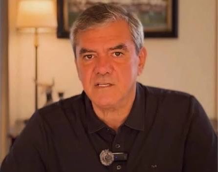 HaberKupur's tweet photo. Yılmaz Özdil: “7 göbek CHP'li olan biri olarak söylüyorum. Zafer Partisi ve İYİ Parti dışında muhalefet partisi yok.” https://t.co/RWbKD34ayk