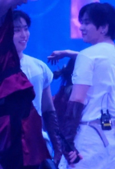 minsung_TMSU's tweet photo. 260725 minsung 
I DO
#minsung #믾성 https://t.co/kCjasNlFtZ