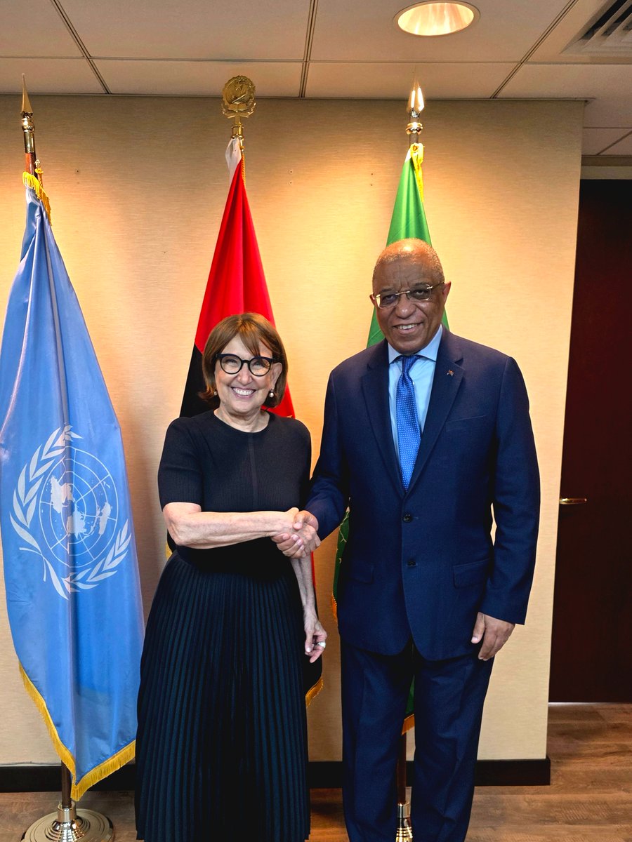 RGrynspan's tweet photo. In New York, I met the Permanent Representatives of Uruguay, Laura Dupuy Lasserre (@UruguayONU); Angola, Francisco José da Cruz (@MissionAngola); and Deputy Permanent Representative of Somalia, Mohammed Rabi Yussuf (@SomaliaatUN). In each conversation, I started from the same standard: diplomacy is measured by how much it improves people's lives. #newUN