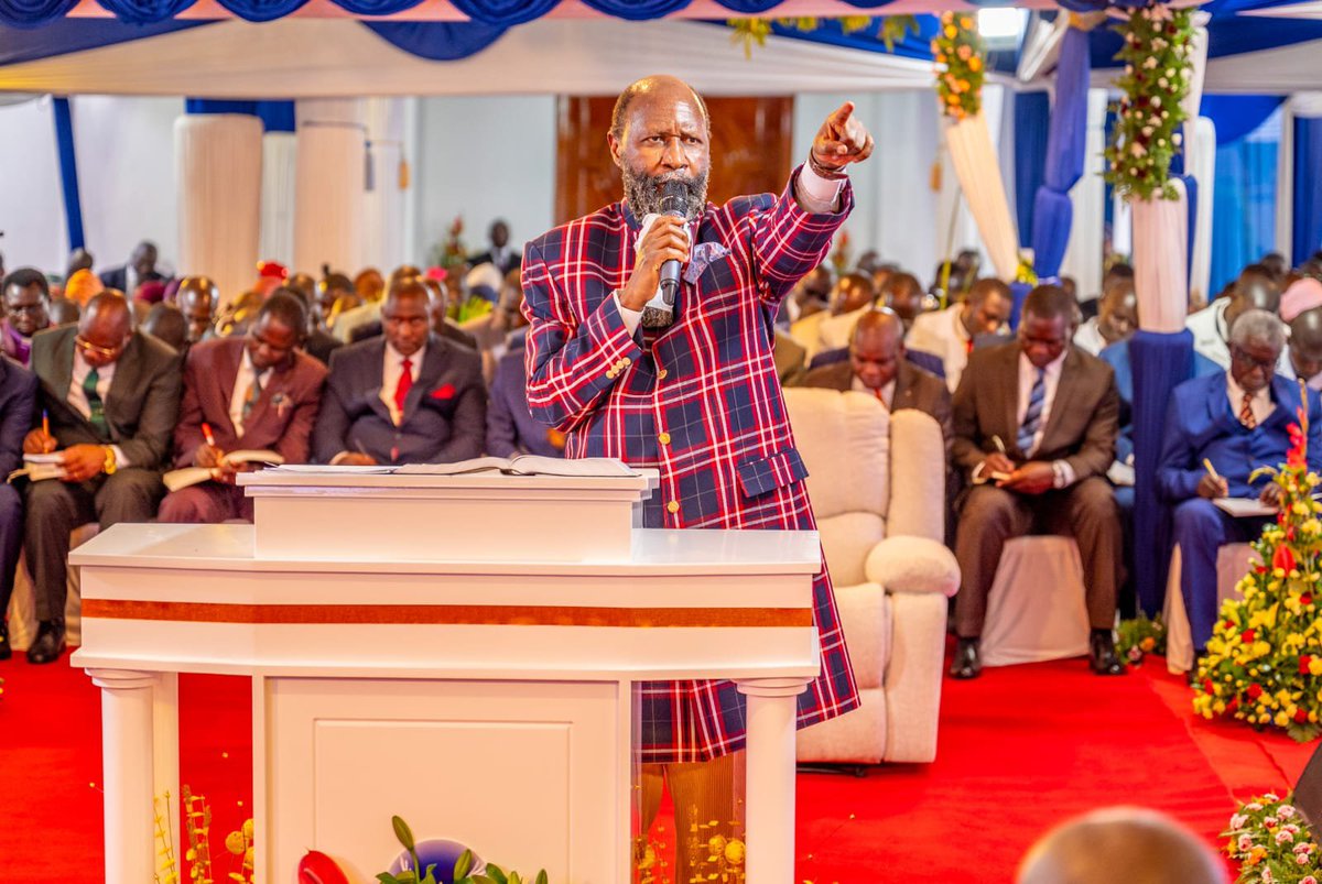 VictorMacharia_'s tweet photo. One of the identity marketr if the church that enters is that they are groaning about their current status 

They are groaning for a glorious body 

#TheTrumpetSounding https://t.co/r7eHu15YzW