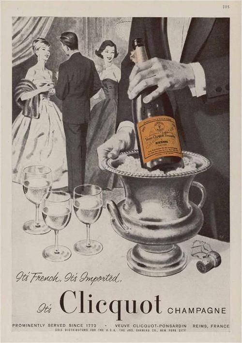 lisamyway's tweet photo. "Stasera si va tutti a casa mia"...
Così
cominciava la festa
e già
ti girava la testa
per me
non contavano gli altri
seguivo con lo sguardo solo te.
                                            🎼ChampagnePeppinodiCapri 

°🥂⋆. ೃ🍾࿔*:･ https://t.co/ADL3dFreU9