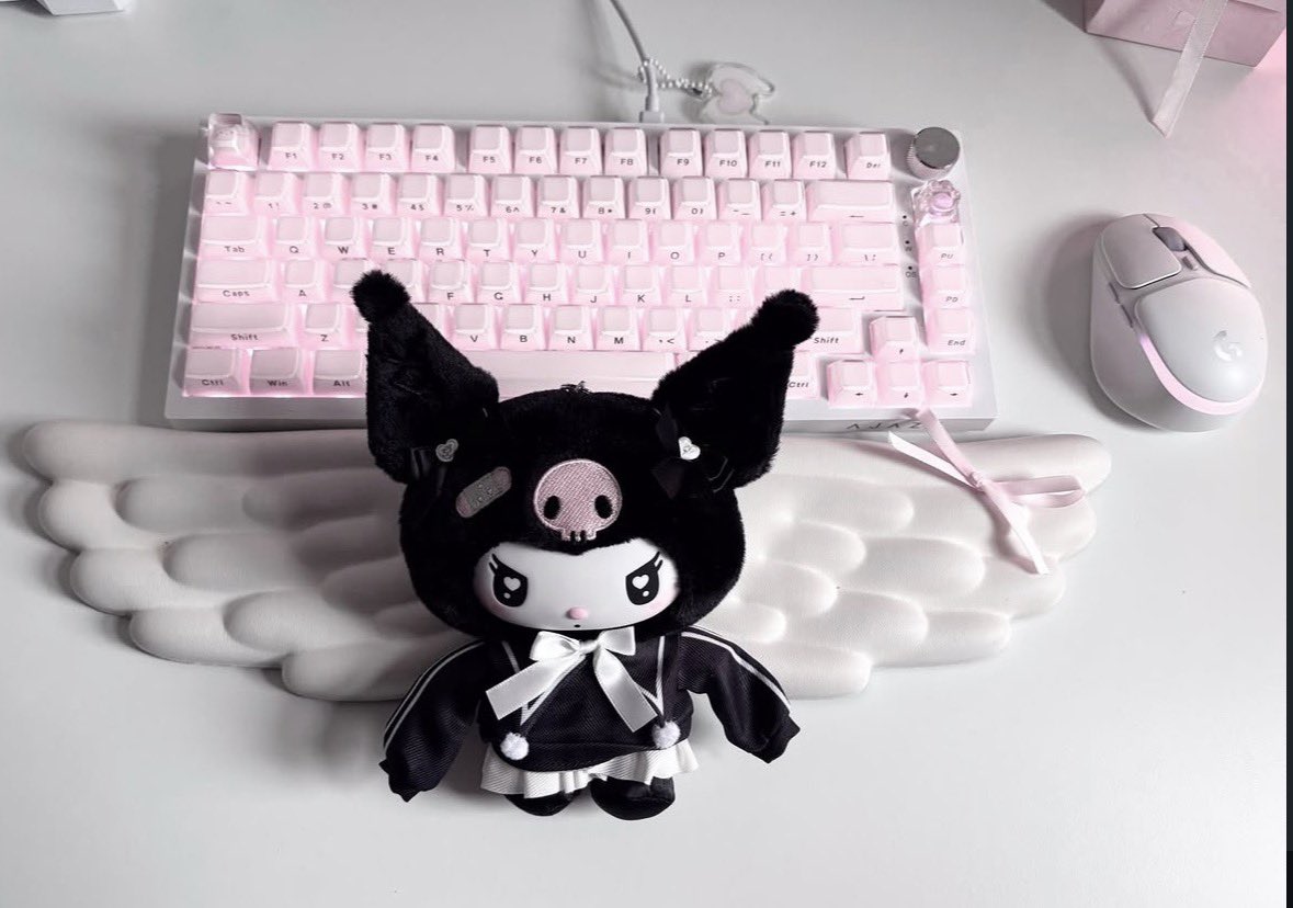 lwvbites's tweet photo. ། kuro 🖤 https://t.co/lHSOjtcTgl