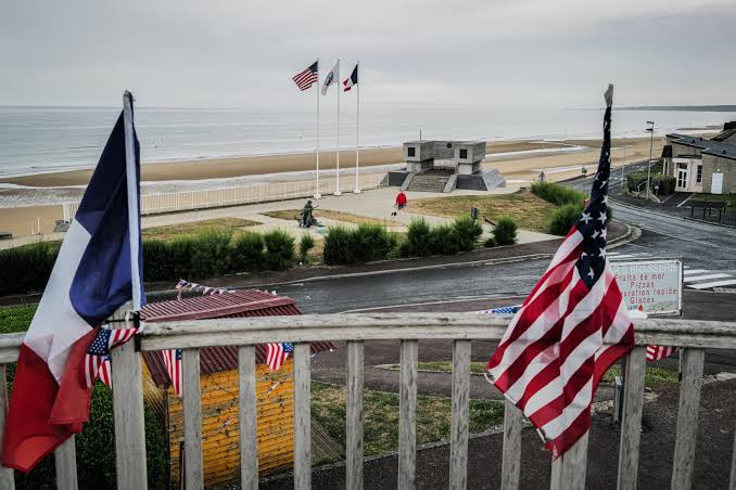 ChristineAlfarg's tweet photo. 82 ans plus tard, à l'été 2026,les Plages🇫🇷 du Débarquement sont inscrites au patrimoine mondial de l'@UNESCO. Six sites du Calvados et de la Manche sont concernés : #UtahBeach, #OmahaBeach, #GoldBeach, #JunoBeach, #SwordBeach et la #PointeduHoc. #EtatsUnis🇺🇸 #Canada #Angleterre https://t.co/w1Wn26ds0S