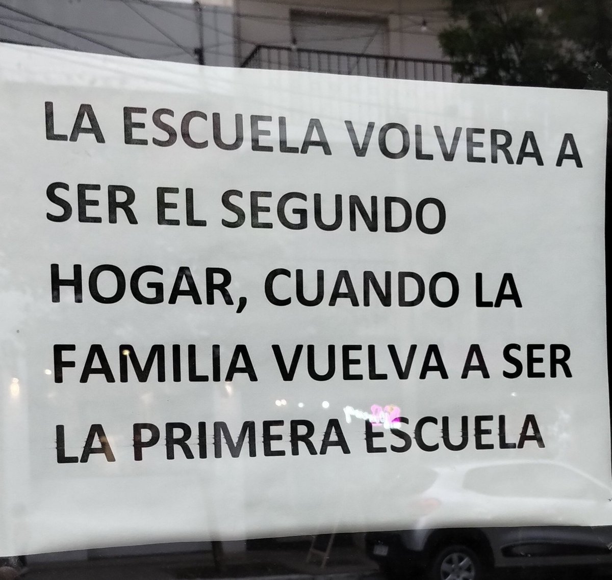 CoronelKurtz79's tweet photo. #DomingoDeCartelitos https://t.co/NOxuqC8SXe