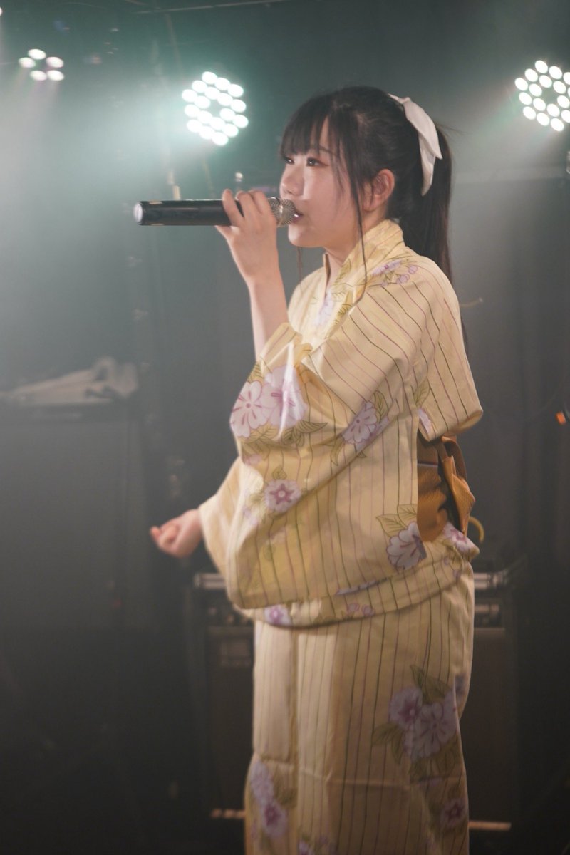 _Retro_Doll_'s tweet photo. =本日はありがとうございました =

＜セットリスト 📻＞
1.赤いスイートピー
2.まちぶぜ
3.うしろゆびさされ組

#レトロドール　
#CherryBomb https://t.co/dAL51RtxKx