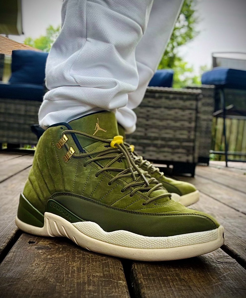 chopboi612's tweet photo. Sunday Archives♻️ #kotd The Air Jordan 12 Retro Chris Paul Class of 2003 (2018) #StackWs
@Jumpman23 @Nike @snkr_twitr @The_UrbanSyn @SneakerDropWW @tradeblock_us @thedeal135 @SneakerVisionz @zSneakerHeadz @sneakermarketro @SneakerAdmirals @Sole__Reaper https://t.co/otkqR16SNj