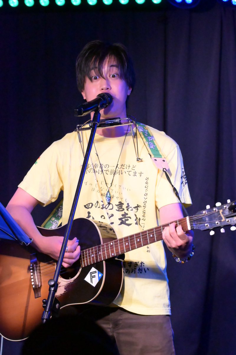 kamerausagi's tweet photo. 歌翔ヒットライヴ-vol.3-

高橋勇二 さん （@onusinanimono ）

#歌翔ヒットライヴ
#歌翔
#高橋勇二
#池袋東口ゲキパ
#ゲキパ
#池袋
#ライブ
#LIVE https://t.co/JGQwWMfZ2A