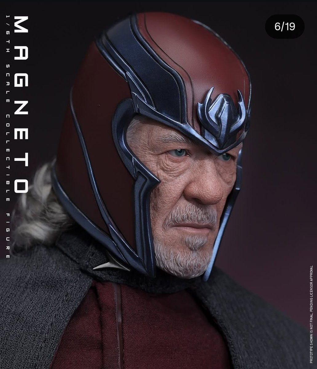 Cosmorivalz's tweet photo. What's going on in his helmet 😭 https://t.co/lZQg89ZHoT