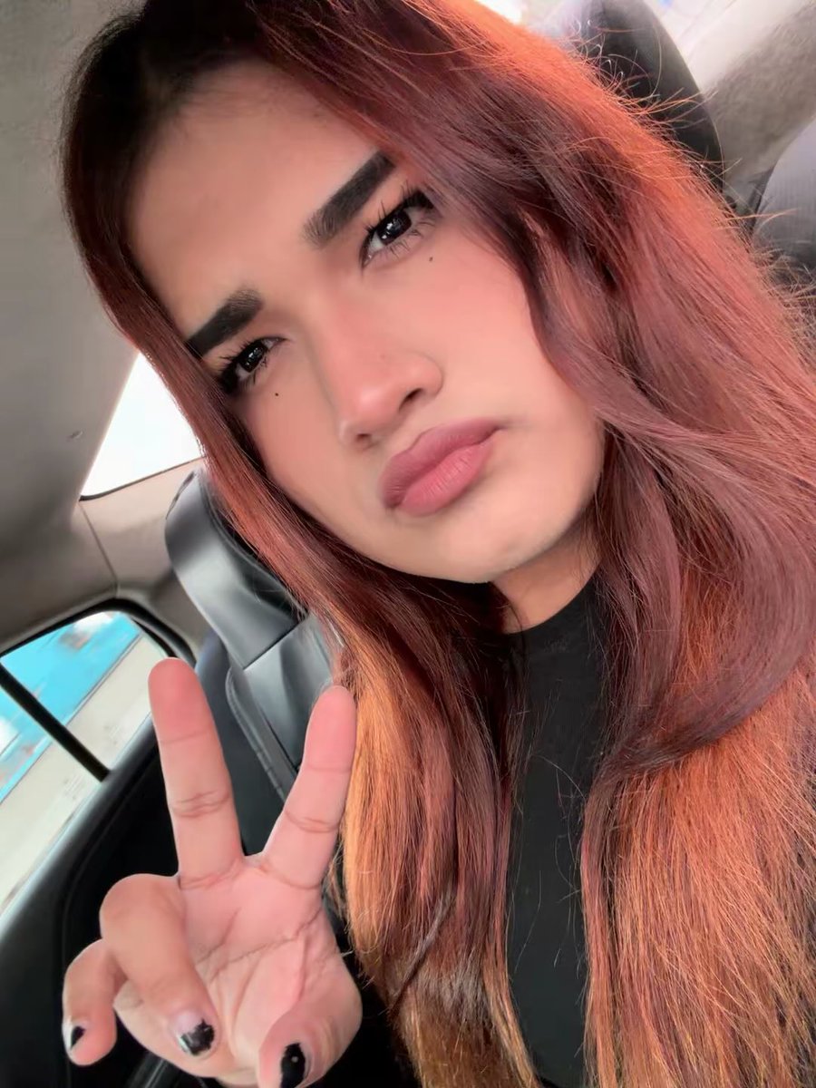 brdzz111's tweet photo. morning 😛 

#cutefemboy #cutetrans #chubby #guadalajara #femboy #trans #gay #guadalajaragay #jovencita #gdl #chudai #viral https://t.co/mFpBVbhxfL