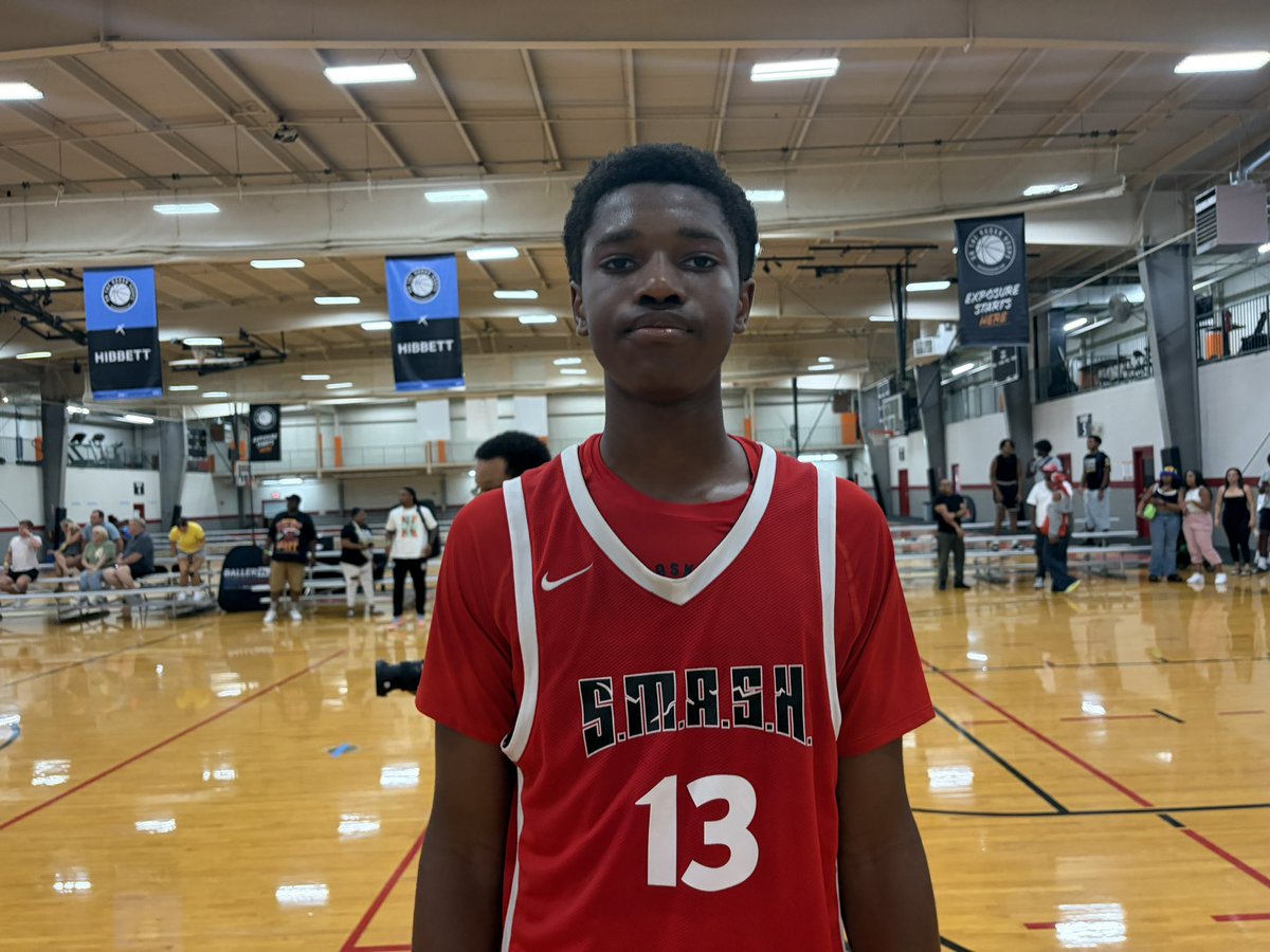 CoachHemi's tweet photo. Team S.M.A.S.H. went to the wire last night with HWPO.

‘28 Bleu Lewis continues to prove himself as a capable lead guard 

‘28 Steffan Jacques is emerging a legit offensive wing threat

📍OTR Final Run
📌 @WorldSMASH2 https://t.co/bDKTZYdab5