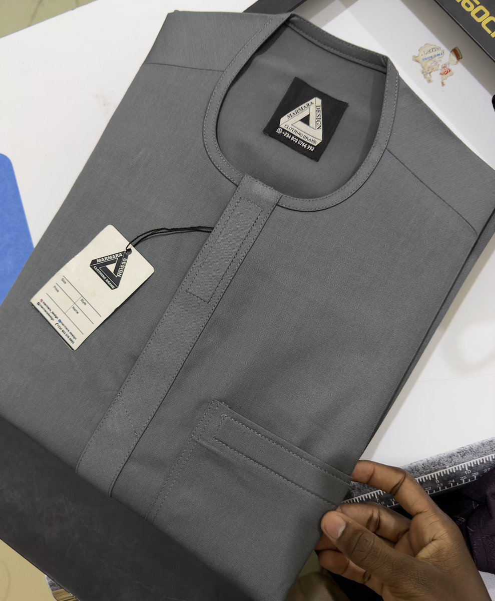 marmara_design's tweet photo. Keeping it cool in ash. 🌪️

+2348030766992 

#KaftanStyle #AshKaftan #MinimalFashion #EthnicWear #EffortlessStyle⁠ https://t.co/CPq6jzLqgR