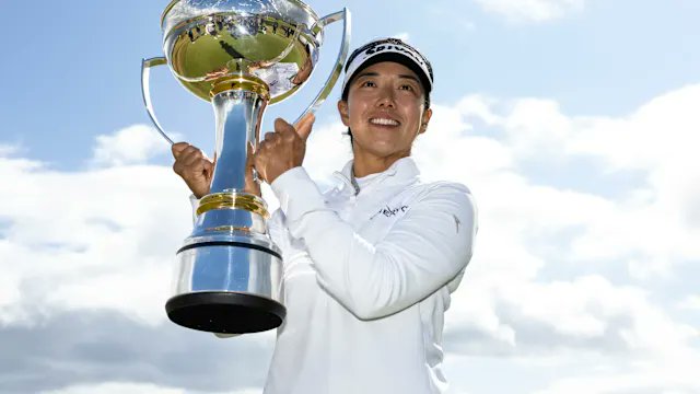 sportetauto's tweet photo. https://t.co/H0inmEowuZ
LET: Jenny Shin remporte Women's Scottish Open
#lequipe @lequipe @stade2 #stade2 @Sport6_M6 @CanalplusSport @RMCsport @Eurosport_FR @beinsports_FR @Canalplusgolf @infosportplus @GolfChannelPR @LETgolf #WSO26 @JennyShin_LPGA https://t.co/RSKN8CqDPL