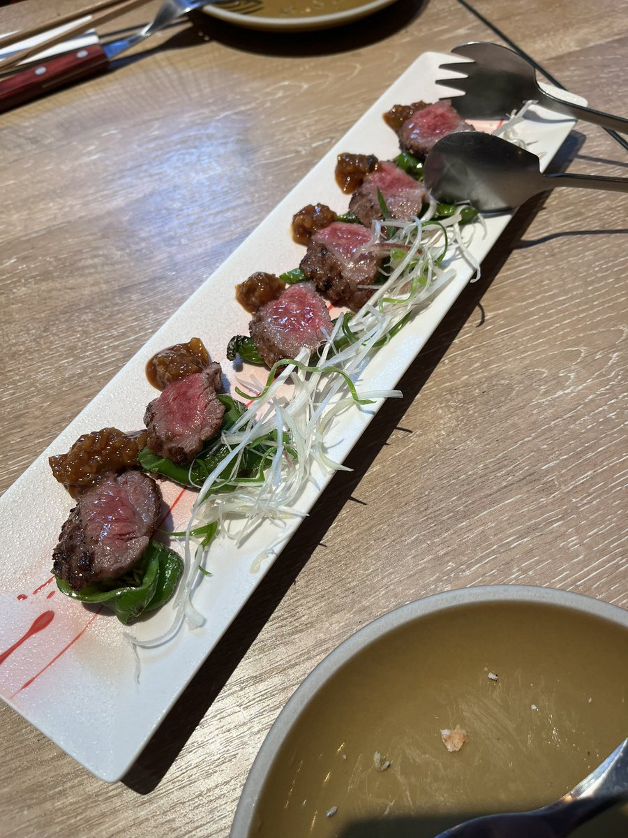 MasaLevorg's tweet photo. 松室政哉×ヒトリルーム「synchronicity」
(someno kyoto)に。16時頃に四条着で思ったより暑くなく。ヒトリルームさんが目的だが、松室政哉さんのライブにも行ったことがあり、やはり二人とも上手い！スタンディングではなかったのが良かった。往復とも京阪のプレミアムカーで車中は快適でした。 https://t.co/cIgjzaJhaO