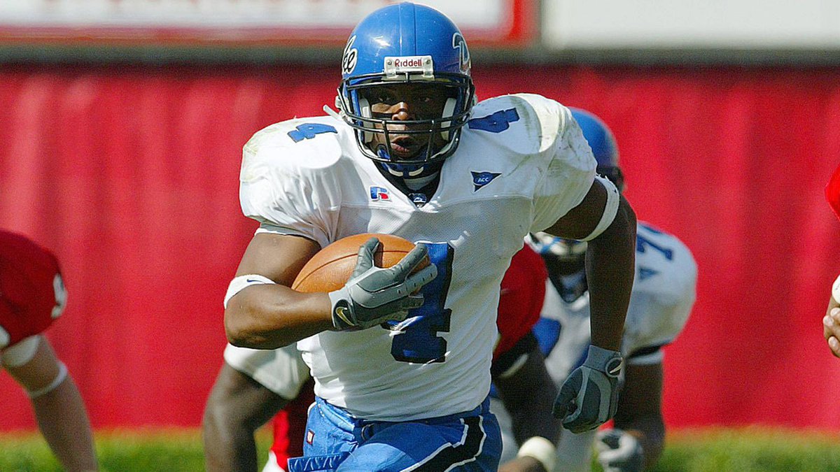 DukeMFFootball's tweet photo. Once upon a time, Duke Football was so underfunded and left to die that their jerseys and pants were two separate brands. 

My god, this program has come a long way. https://t.co/YbGo4mTI7n