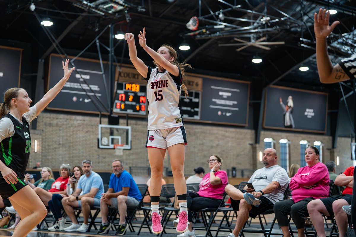 AT_Tournaments's tweet photo. Selects from Omaha Supreme vs OSA! 

#attacktournaments https://t.co/QO0JnYUfgS
