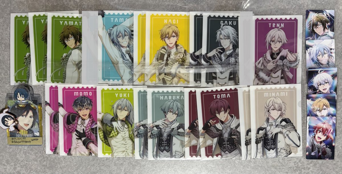fukujun777goods's tweet photo. 【交換】アイドリッシュセブン アイナナ VISIBLIVE TOUR 4WARD JOURNEY 4WJ 4J フォトカード 特典 ミニクリアファイル

譲：☆大和、環、壮五、☆ナギ、陸
楽、★天、★百、千、★悠、トウマ、☆巳波

求：和泉 一織

🧸特典☆は★同数ですと助かります
🧸8/29現地 > 郵送2~、同梱1~◎
🧸一部確認中 https://t.co/IQ8HAtP77n