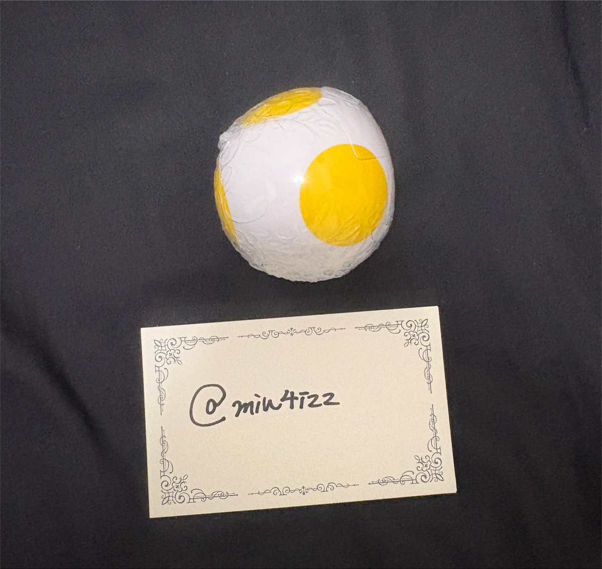 miu4izz's tweet photo. 【交換】めじるしアクセサリー ヨッシー めじるし

譲：黄色
求：赤、ピンク、オレンジ、青、水色、黒、白

横浜〜川崎手渡し優先

ピンポイントで難しいと思いますがよろしくお願いいたします🙇🏻‍♀️ https://t.co/KqoHrlBkA5