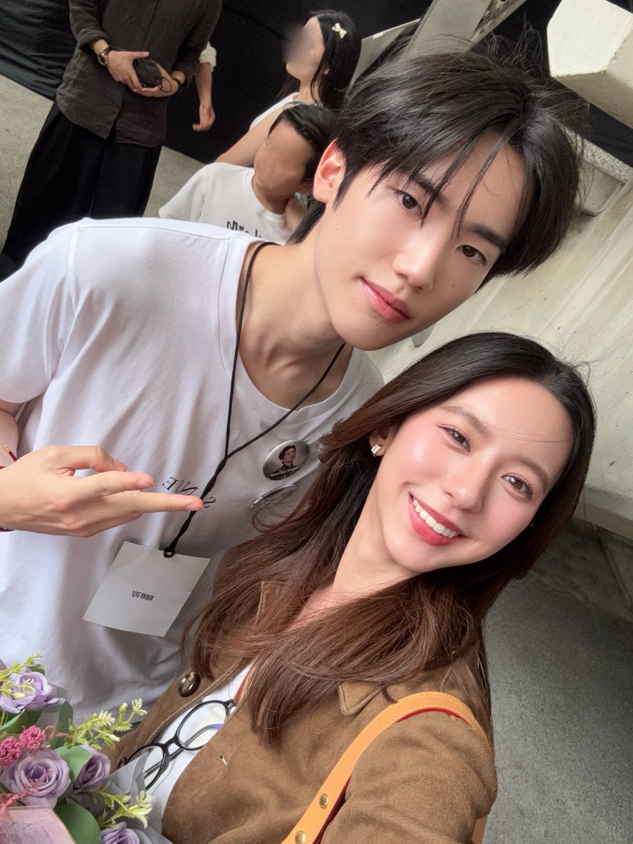ninnayanin's tweet photo. เจ้ภูมิใจสุดๆๆๆ 🤍 เดี๋ยวเลี้ยงตามสัญญา👌🏻 #BUS_LIGHTASONE_𝙳3 #bus_lightasone #phutatchai @phutatchai https://t.co/dkZoeneh1q