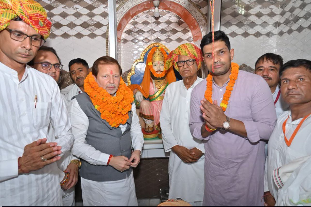 Dr. Arvind Sharma Cabinet Minister(मोदी का परिवार) tweet media