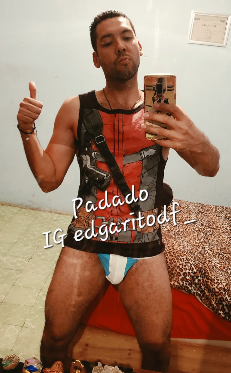 El_edgaritodf's tweet photo. 16 años entre una foto y la otra, asi como muchos tatuajes ¿que opinan? ¿Si cambie mucho? ¿Ustedes que opinan? https://t.co/R3P73SLjit