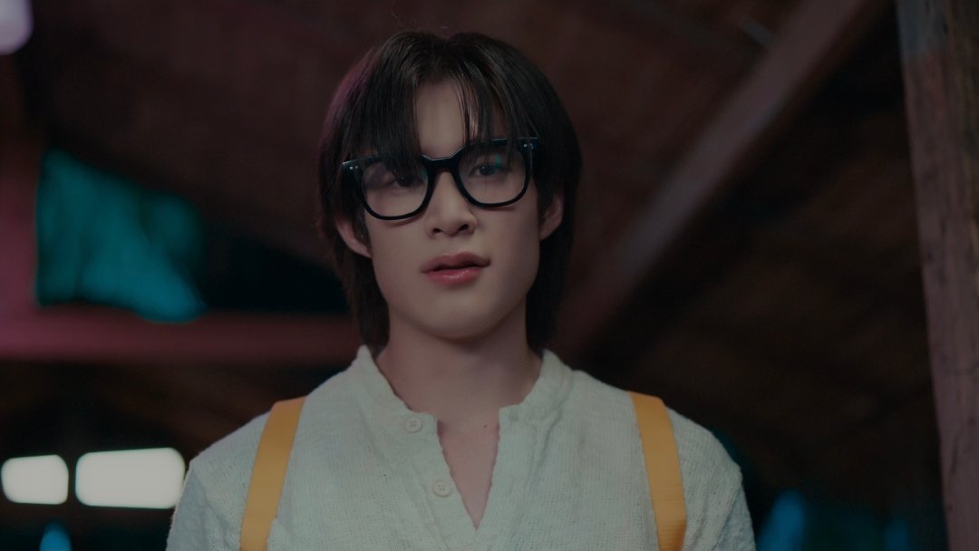 YourThirdSeries's tweet photo. ศึกระหว่าง “สาม” ส.เสือ (จิ๋ว) ไตรภพ  VS “แจม” ม.แมว (เจ๋อ) จีรณัช ศึกครั้งนี้… ใครจะได้แชมป์ 🐯🤜🏻💥🤛🏻😼

YOUR THIRD SERIES EP1
#ที่สามของเธอEP1 https://t.co/0qvACPMgvX