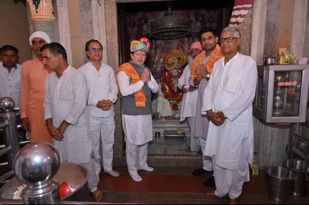 Dr. Arvind Sharma Cabinet Minister(मोदी का परिवार) tweet media
