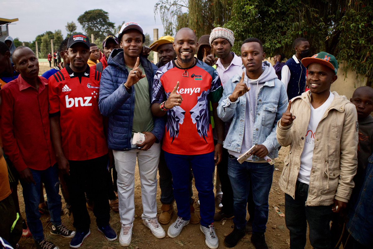 bonifacemwangi's tweet photo. Today, I joined the FKF Scouting Tournament at Kajiunduthi Stadium in Maara Constituency. I was hosted by Kimathi Kibaara, the Ukweli Party Tharaka Nithi chairperson and incoming Muthambi Ward MCA. It was inspiring to witness the talent, determination, and potential of our young people on the pitch.

Sports create opportunities, keep young people engaged, and can become a pathway to education, employment, and professional careers. In the 2025/26 financial year, more than KSh 17 billion was allocated through the Sports, Arts and Social Development Fund for sports development and infrastructure. 

Yet many talented athletes never get the chance to reach their full potential because of poor leadership, inadequate facilities, and the failure to invest in grassroots talent.

Our country is headed in the wrong direction, and we must change that. My government will invest in our young people, manage public resources honestly, and give every child with talent a fair chance to succeed.