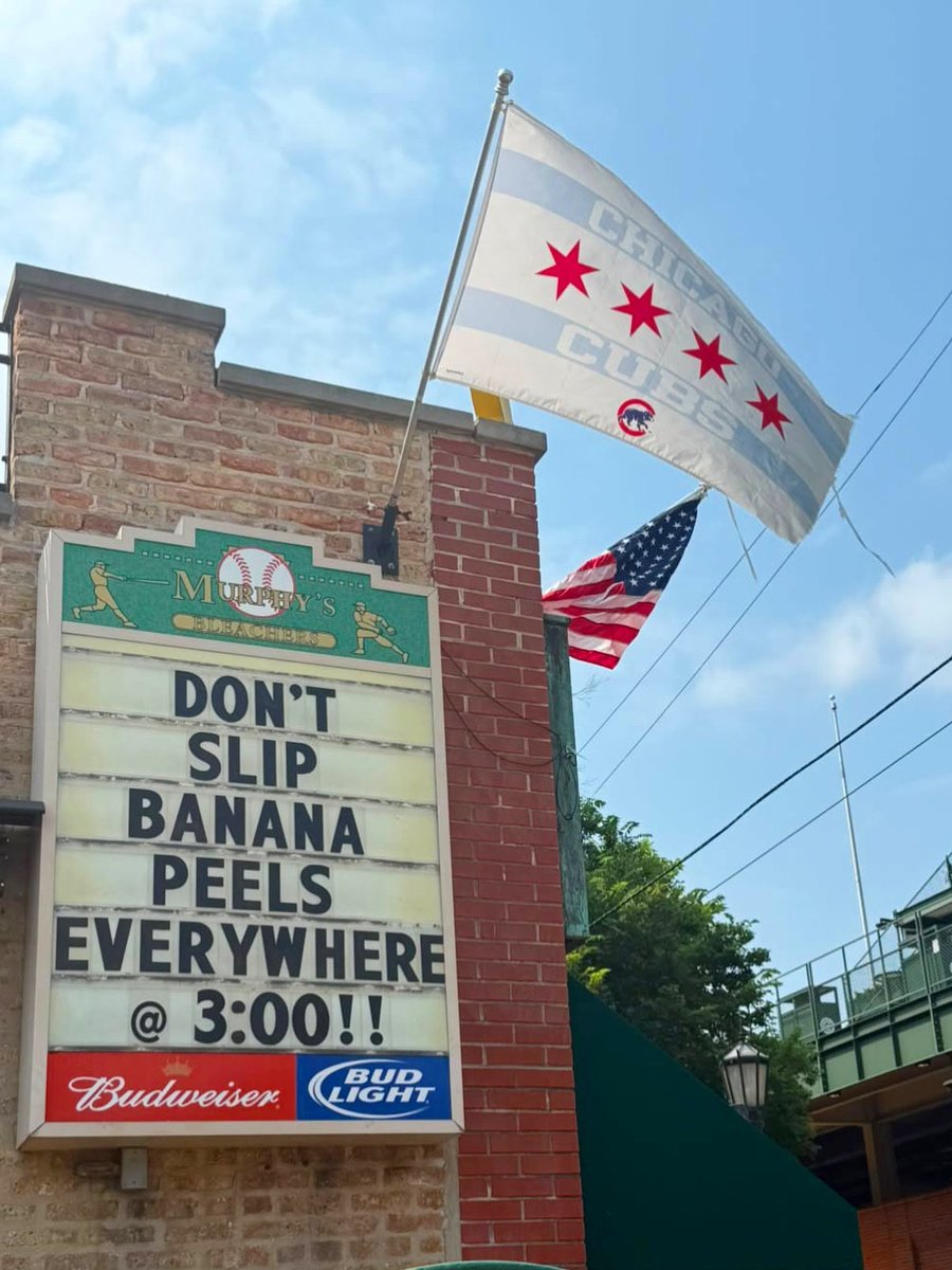 Murphy's Bleachers tweet media