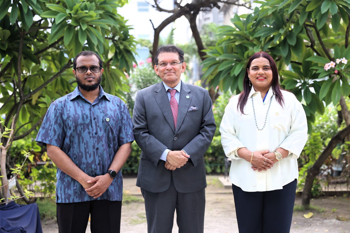 MoFAmv's tweet photo. Foreign Minister Iruthisham Joins Foreign Minister of Bangladesh to the Tree-Planting Ceremony held at the Lonuziyaaraiy Park

📃Press Release | https://t.co/Q36XBid4Fw https://t.co/wcYb1LF4Wa