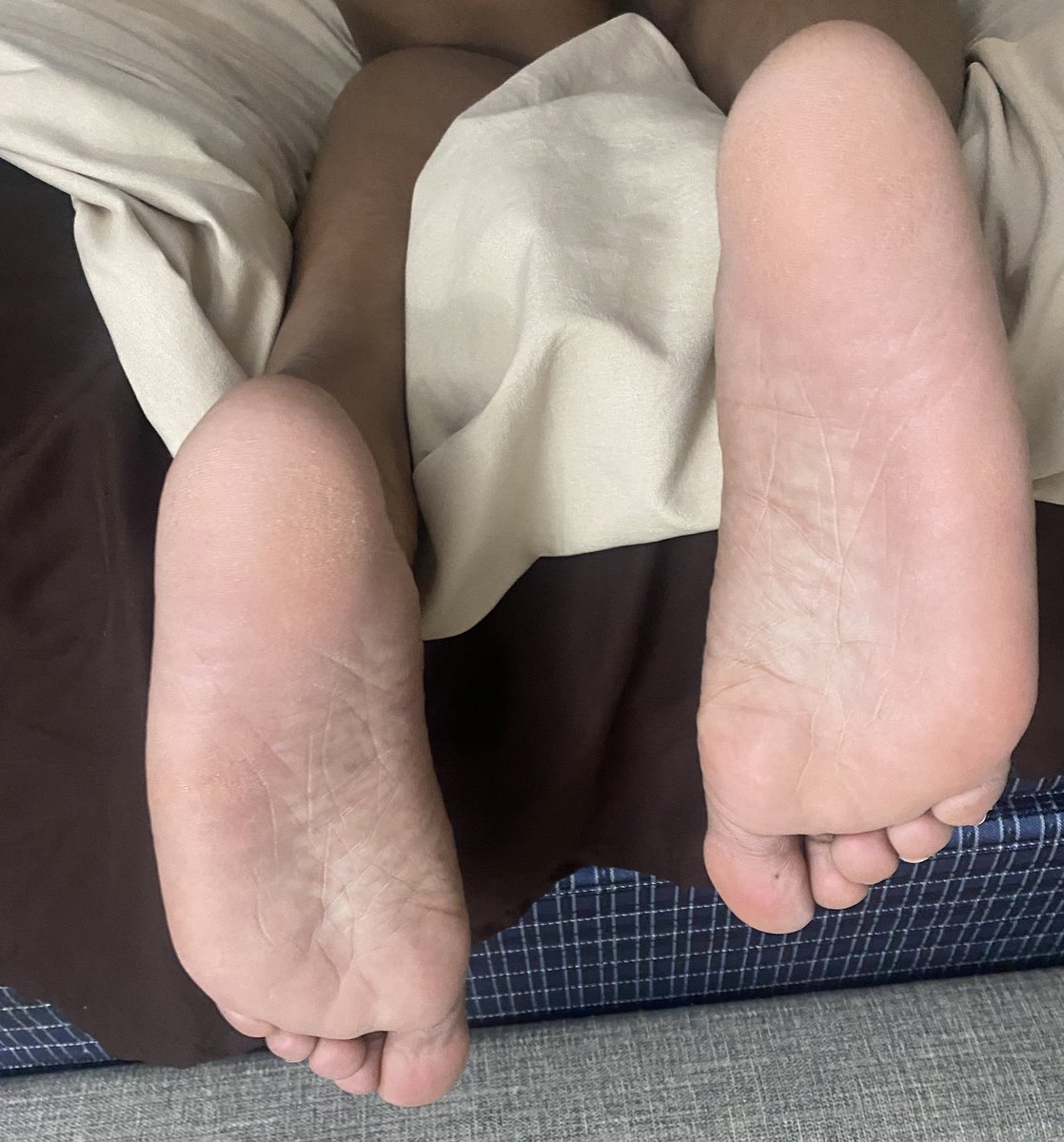 MelaninSoles97's tweet photo. Relaxed soles on this beautiful Sunday https://t.co/P6uPbTAEm1
