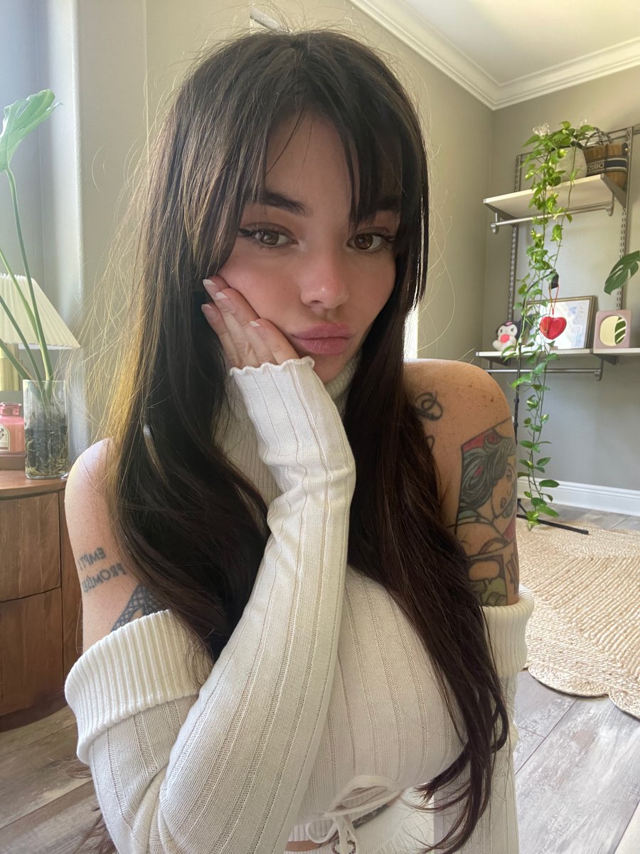 jessicabeppler's tweet photo. 🐰 https://t.co/KQdk02pQ94