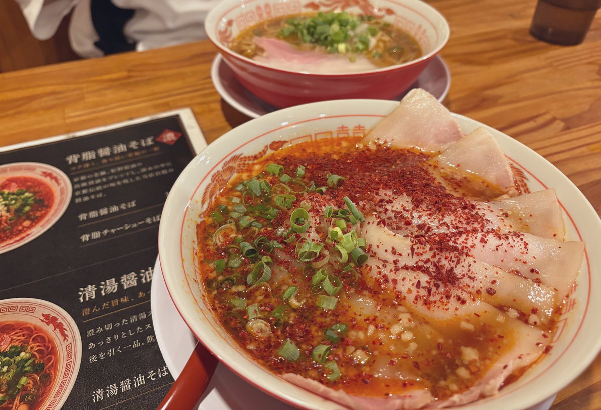 megu_KD's tweet photo. 近所にできた深夜営業のラーメン屋さん

美味しかった https://t.co/oU1VijQmAl