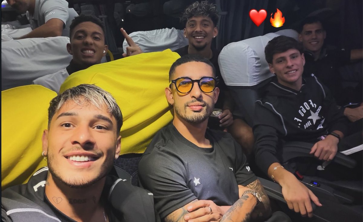 informafogo's tweet photo. Gringos. ❤️ https://t.co/MFuB34waH4