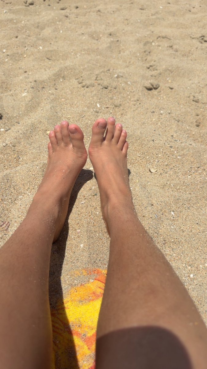 raygrayg7's tweet photo. Subscribe to my onlyfeet @r_feetpics_y
I’m new to this 😊🫶 https://t.co/f2hygOmSwK