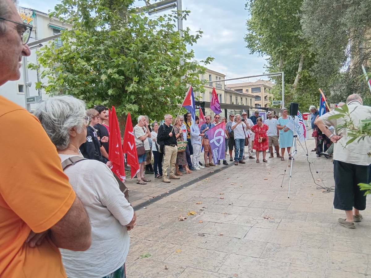 EmbaCubaFrancia's tweet photo. Montpellier et Rennes au rendez-vous de la solidarité avec #Cuba pour le 26 Juillet ♥️🖤.

Beaucoup d'amis se sont mobilisés pour exiger la levée du blocus et défendre la souveraineté du peuple cubain.

La solidarité est une force. ✊🇨🇺

#MiMoncadaEsLaPatria
#TumbaElBloqueo https://t.co/0Bi9E6YBqL