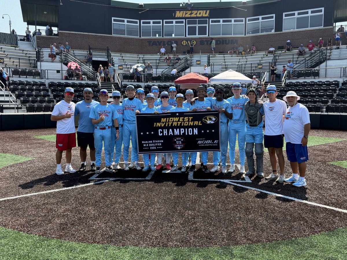 ParsonKell8725's tweet photo. Great weekend with @NSSBaseball winning @BUSShowcase championship in Columbia! Had a good weekend at the plate batted .571, going 4-7 with 3 walks, and one HBP. Ready for  @BUSShowcase tourney in Nashville next weekend! 
@SchuckmanKaden @DesolaMike @AustinPersian @NathanDeFries8 https://t.co/HHQqqEm3wP