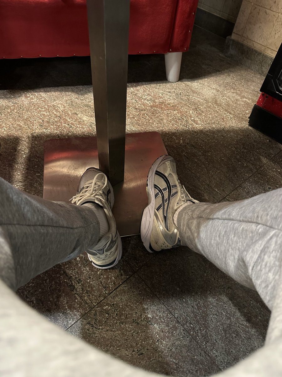 masmasterg3's tweet photo. Wasz master powrócił czas oddać swoje ciężkie zarobione pieniądze swojemu panu po więcej kontentu pisać dm szmaty
 #master #cashmaster #findom #paypig #atm #cashslave #findompoland #polishfindom #financialdomination #tribute https://t.co/oPNKSQaCMV