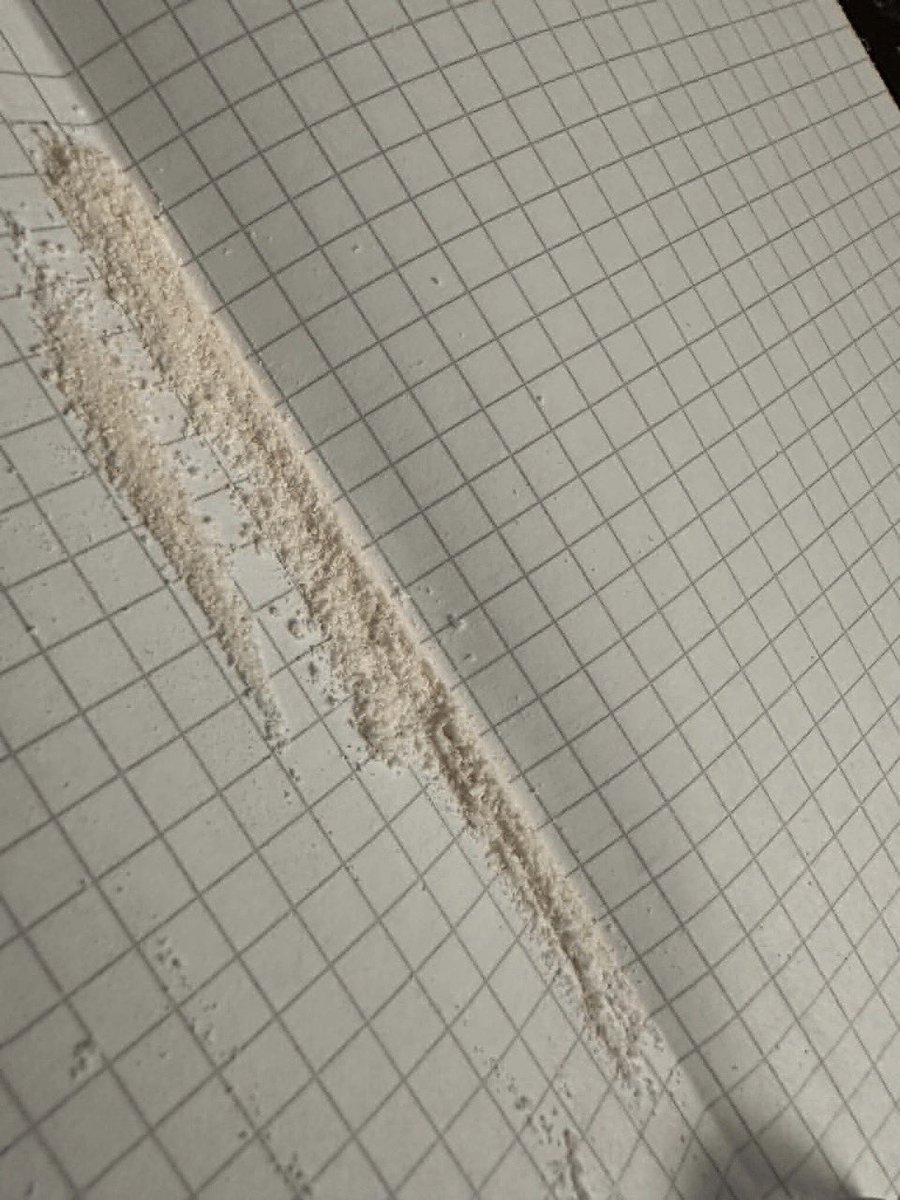 Henrystanfvh's tweet photo. Wanna try boofing for the first time, couple of questions

So I have some speed left over from my bender and I wanna try boofing because snorting doesn't do much anymore. I don't think there's a way for me to get a syringe today,  #drugtwt #drugs https://t.co/PDUk0zraCl