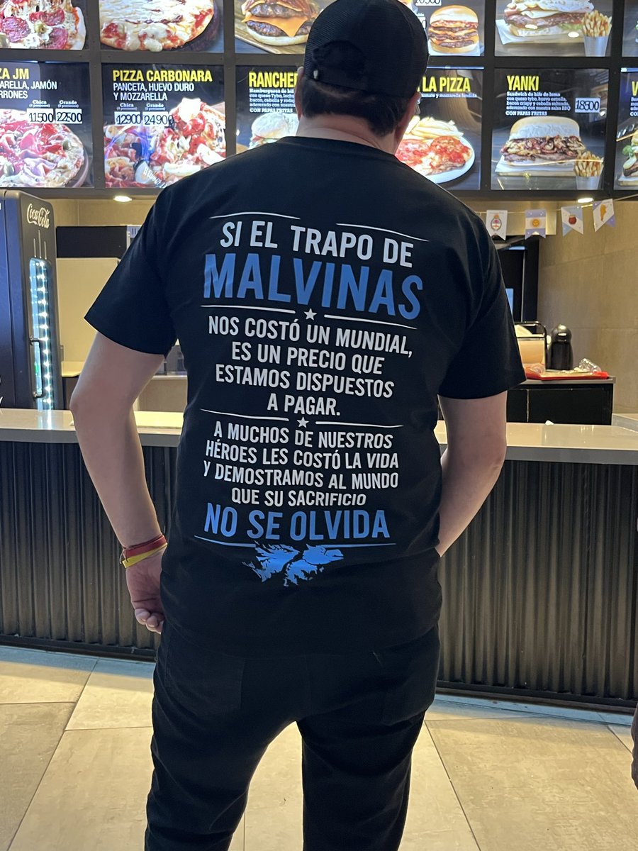 DebyMique's tweet photo. 🇦🇷🇦🇷 #Argento #selecciónargentina #argentina #afa #messi https://t.co/IbDQyV4bBz