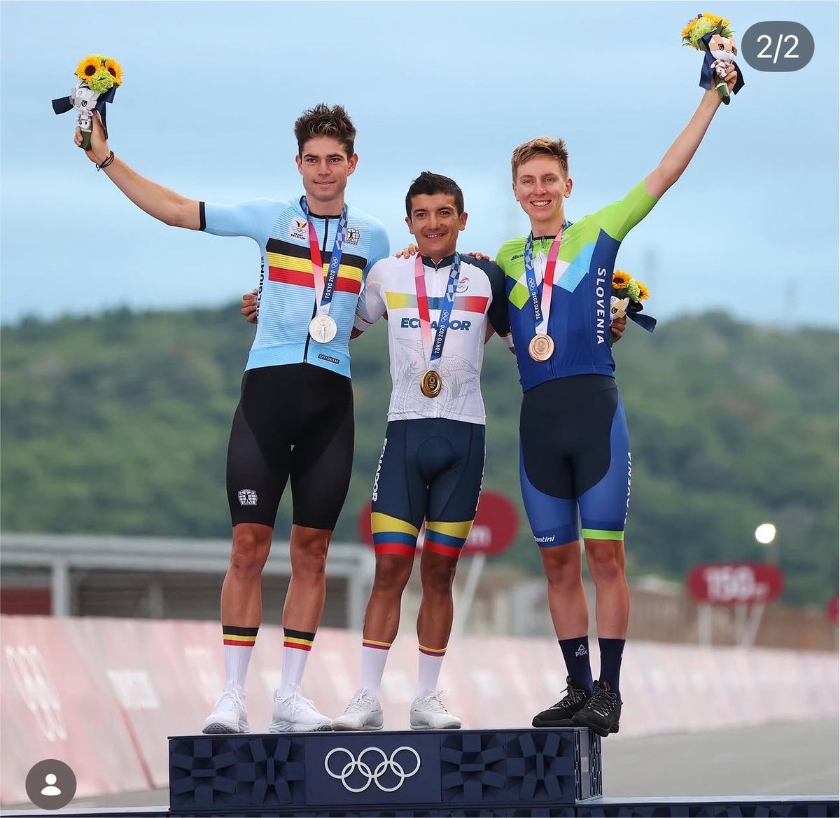 DanielSknr's tweet photo. @diegoRds345 @Gavi_Gol13 @TimoTimoroyal Pues Carapaz le ganó una medalla olímpica a Pogacar, antes de hablar de Carapaz investiga su carrera para que no
Quedes en ridículo, sigue festejando un tercer lugar. https://t.co/vQC2a1YAk4