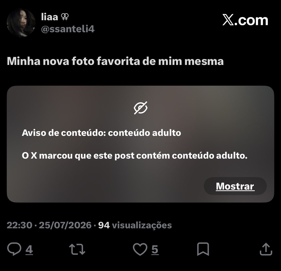 kybatboy's tweet photo. essa mina aqui eh tao feia que meu twt me proibiu de ver https://t.co/N2KVDqCZ8i