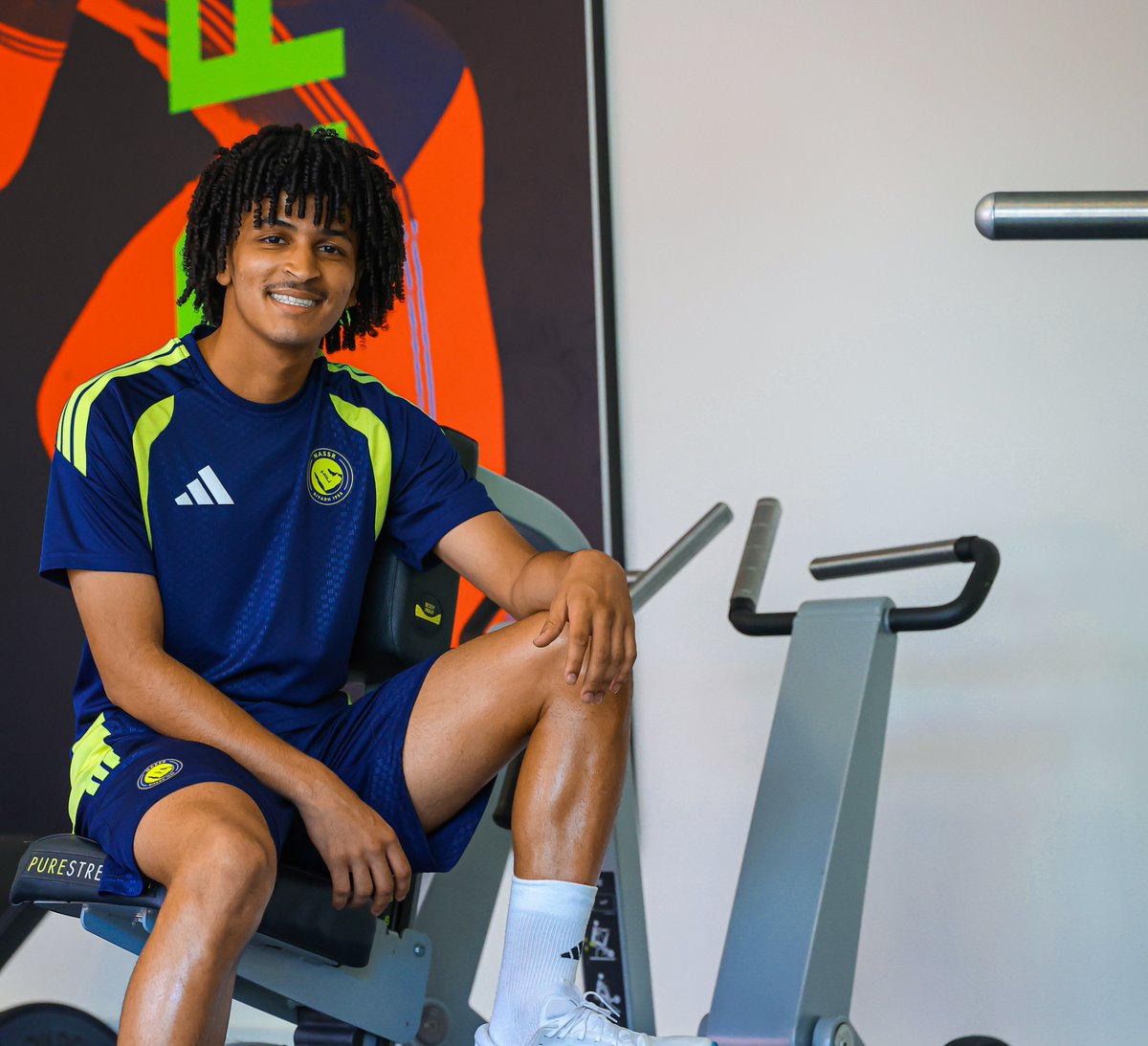 AlNassrFC_EN's tweet photo. Seven days in. The work continues 🔋💛 https://t.co/AhgEHUY1pf