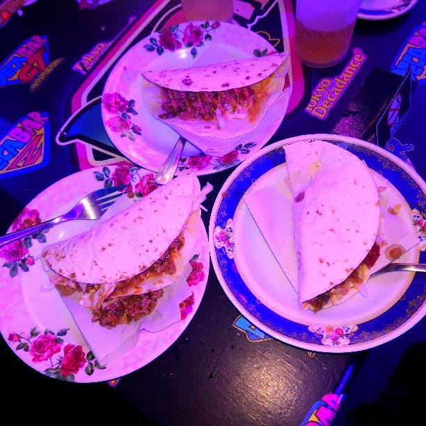 mina_candy3's tweet photo. おはようございます☁
#歌舞伎町メンヘラナイト
タコス🌮(o・ω・o)ﾓｸﾞﾓｸﾞ🤤 https://t.co/li9zXtLzi2