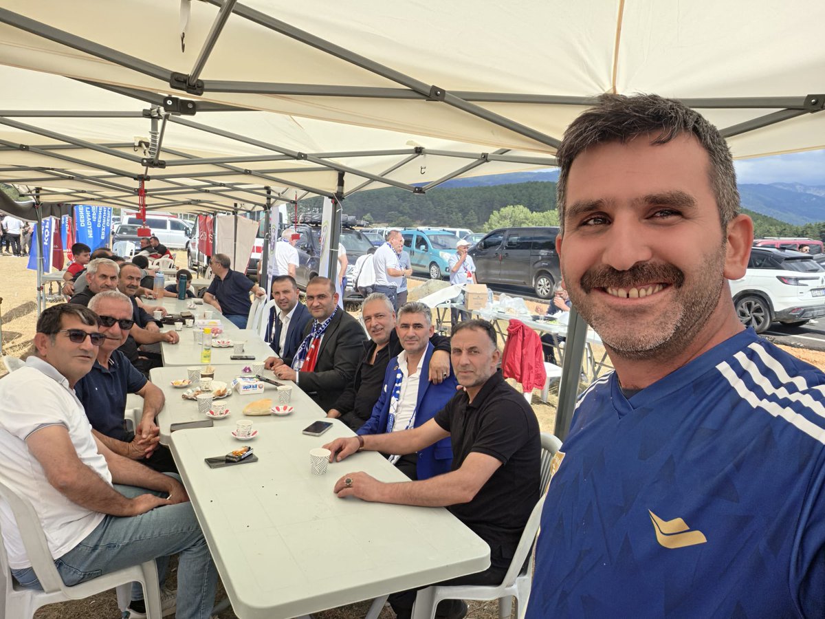 bbp_gursu's tweet photo. İlçe başkanım Rıdvan Akbulut İl başkanımız Oğuz Han bey, Osmangazi ilçe bşk. Numan Çavdar İl sekreteri Demet hn. Ve Kadın Kolları Bşk. Fatma hanımla birlikte Keles Kocayayla da Erzurum Dernekler Federasyonu etkinliğine katılım sağladık.
#bbpgürsu
#bedfe https://t.co/Vlh8pAx5zG