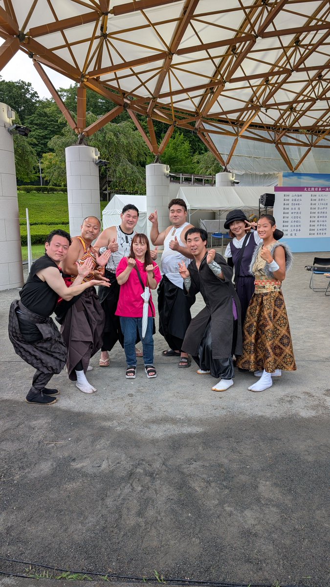 tomoyan889's tweet photo. 富士山太鼓まつり【出会い編】⁡
🪘⁡富岳太鼓の代表 山内さん⁡⁡
🪘出場された太鼓仲間さん
🪘付き添いの太鼓仲間さん
🪘初めましての太鼓仲間さん
たくさんの太鼓仲間さん
お会いできた事 感謝致します。
今後とも伊藤夫婦 共々宜しくお願いいたします🙇‍♀️ありがとうございました
 #富士山太鼓まつり https://t.co/5BPGJuTVMA