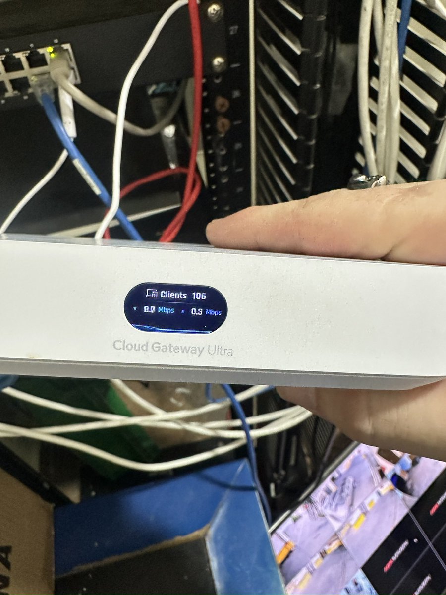 panamagadget's tweet photo. 📍 Proyecto en el interior de Panamá. Recuperamos el DVR, restablecimos las 9 cámaras, optimizamos la red Wi-Fi y configuramos el acceso remoto.

🚗 Atendemos todo Panamá.

#CCTV #WiFi #Hikvision #Panamá🇵🇦 #TheGadgetStore https://t.co/YZuL58GtYn