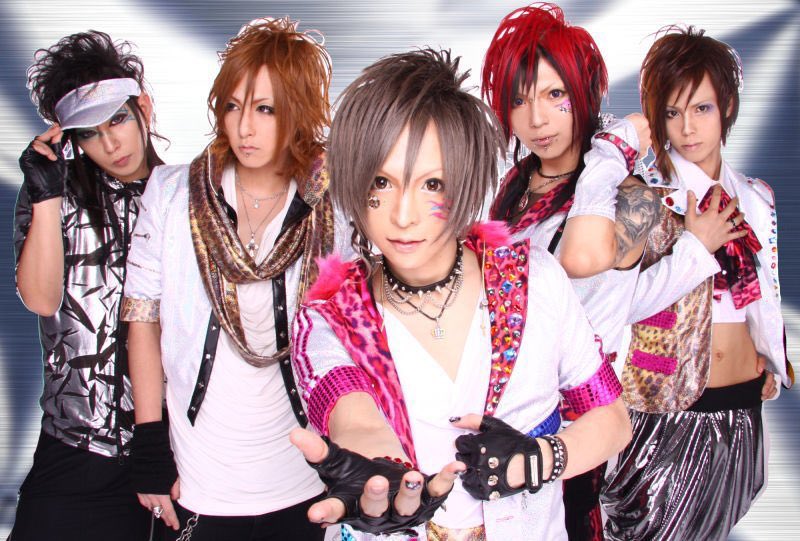 vr_noru's tweet photo. 【#ヴィジュアル系今日は何の日】
the Raid.が大阪MUSEにて初ライブを行った日。
(2011.7.27) https://t.co/TOyqsMdpJA