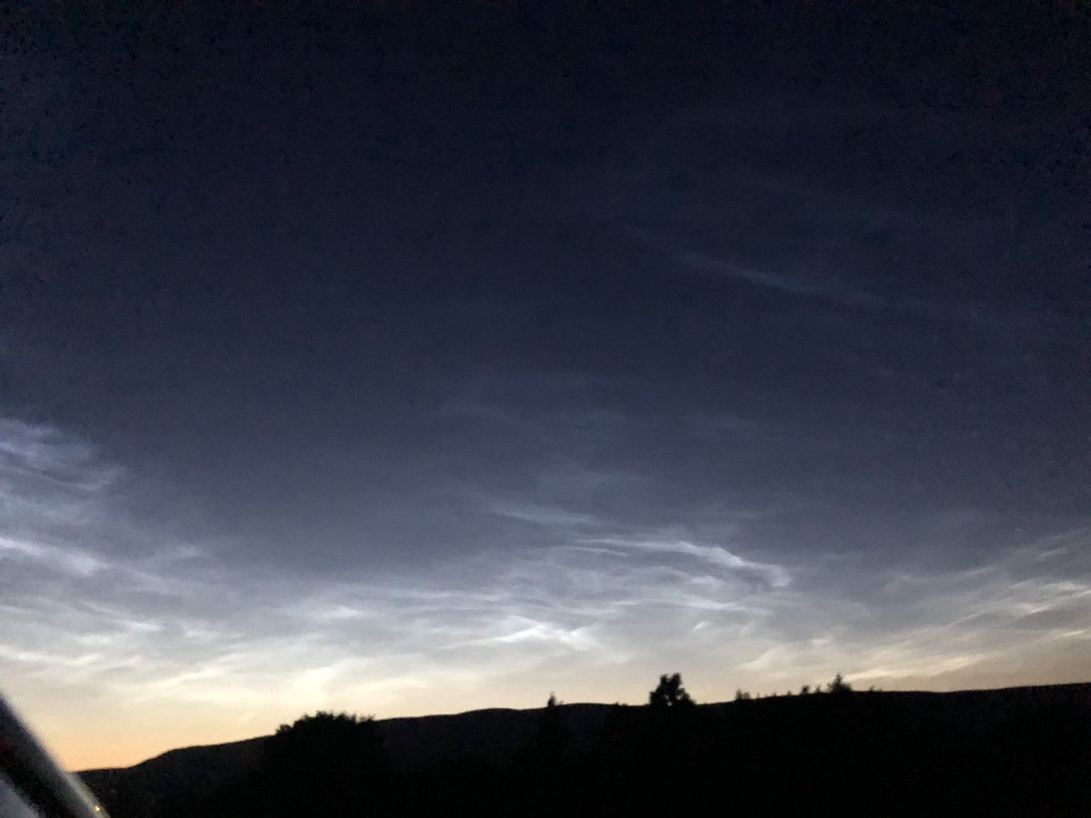 IonisedSkyWatch's tweet photo. Untouched as I just took them! 🙄😱😱😱😱 https://t.co/unHW7IeSWV