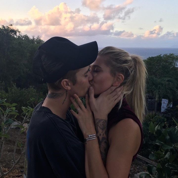 thebiebbers's tweet photo. impossível ouvir essa e não lembrar deles https://t.co/qcWC303DNJ